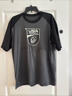 USA Football Badger Short Sleeve Shirt Large